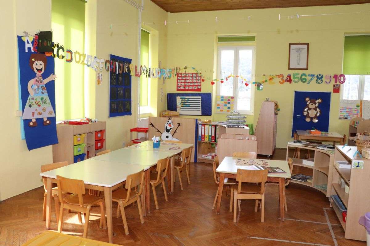 Područni objekt Sutomišćica